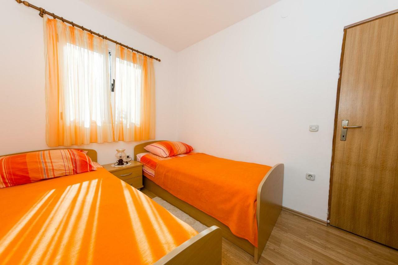 Appartement Mare&Karlo à Drvenik Mali Extérieur photo