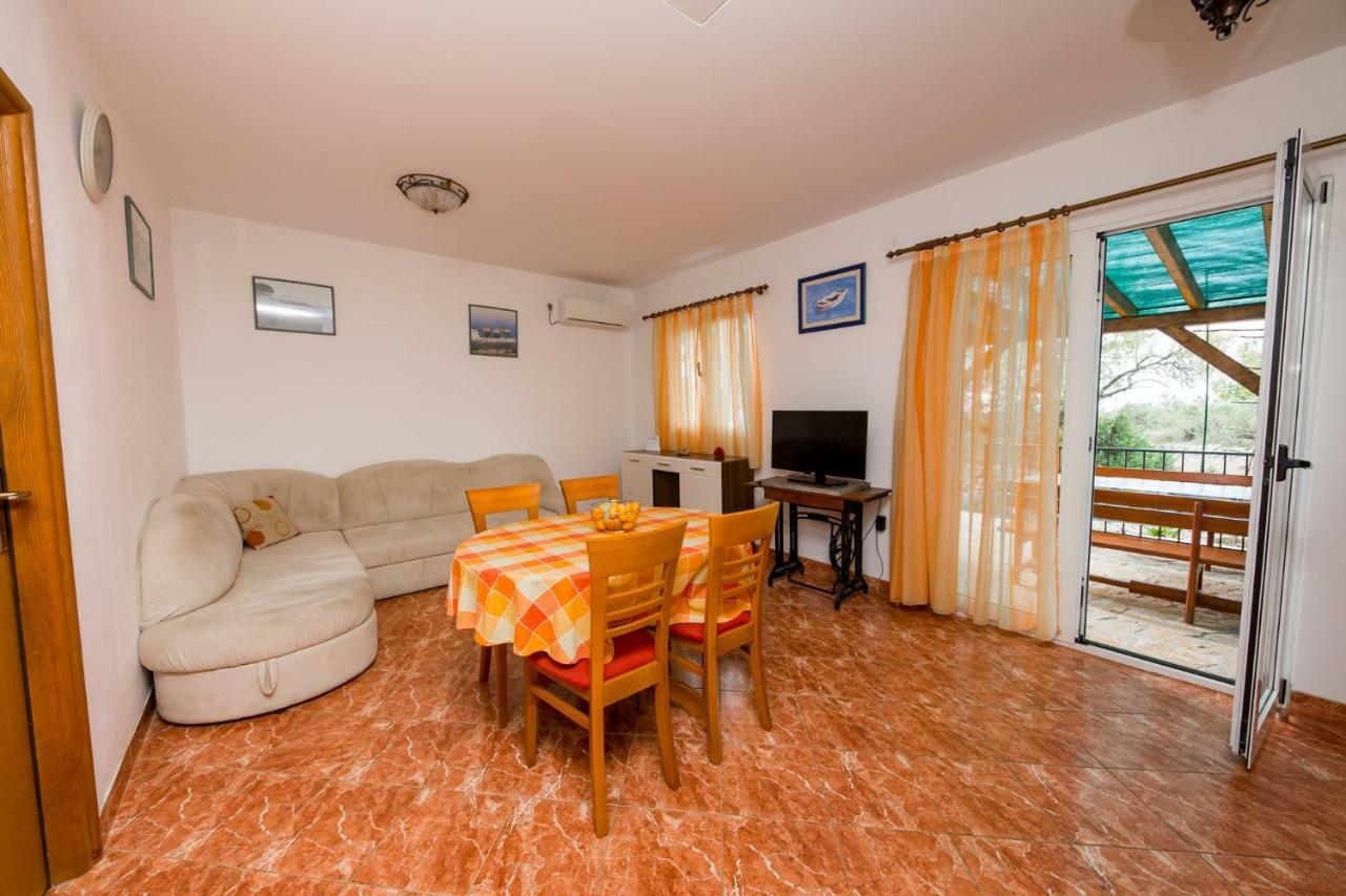Appartement Mare&Karlo à Drvenik Mali Extérieur photo
